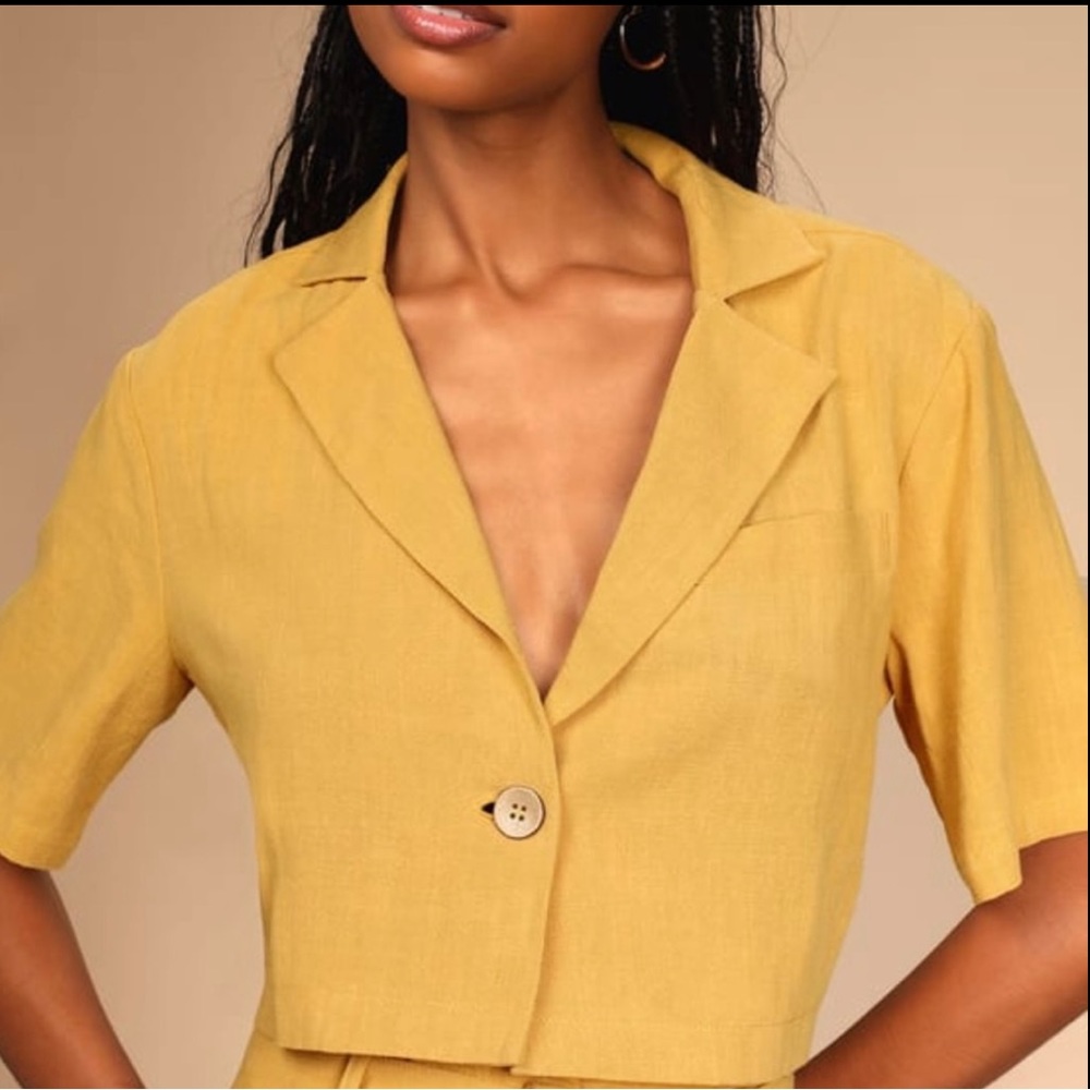 NWT Lulus Mustard Yellow Cropped Blazer Tee Sz XS
